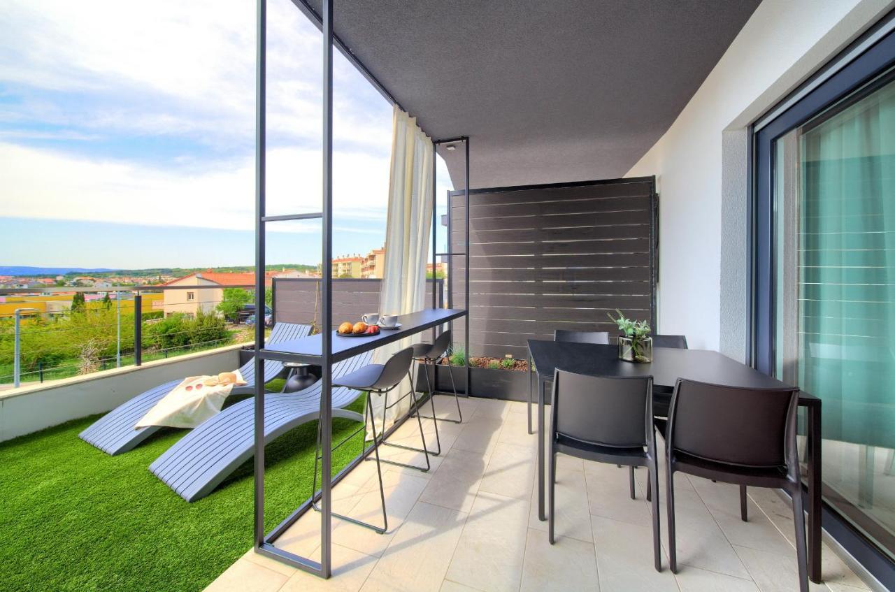 Apartment Diamar With Seaview Krk Town Bagian luar foto